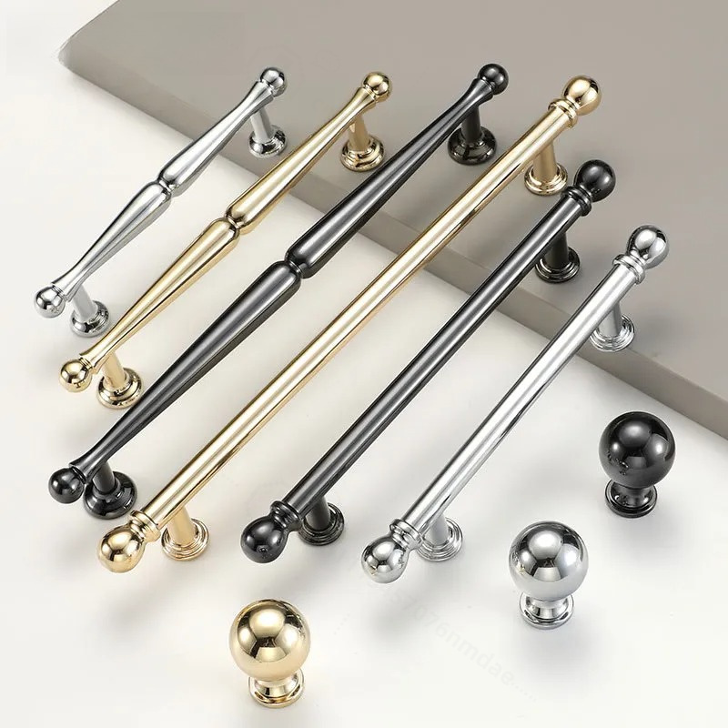 フランスのクロムメッキ亜鉛合金キャビネットハンドル、モダンで - Cabinet Handle Pull のレビューと価格